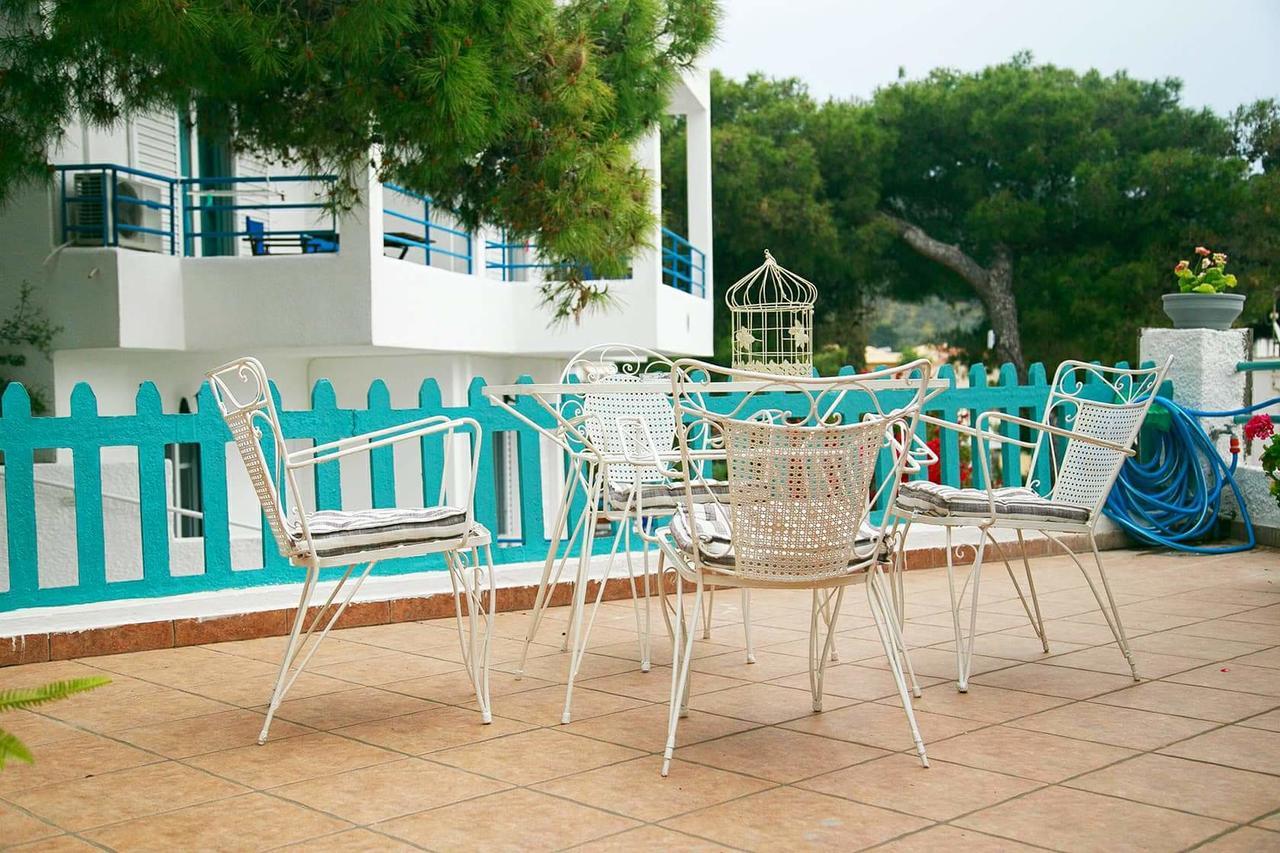 Theodora Rooms Poros Town Bagian luar foto