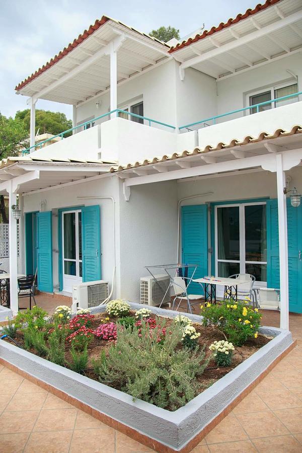 Theodora Rooms Poros Town Bagian luar foto