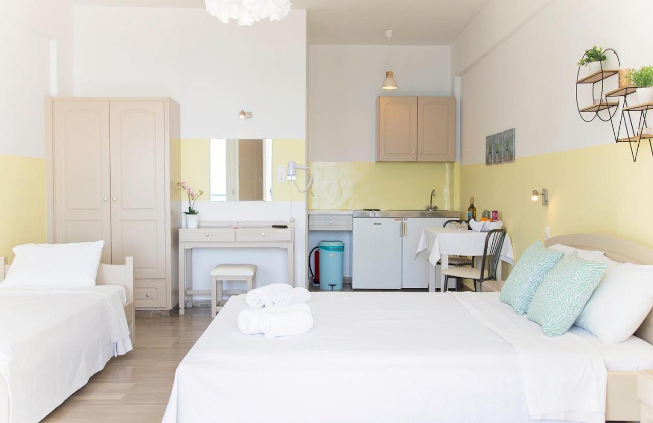 Theodora Rooms Poros Town Bagian luar foto