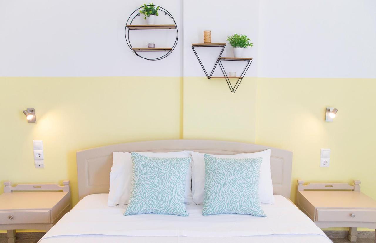 Theodora Rooms Poros Town Bagian luar foto