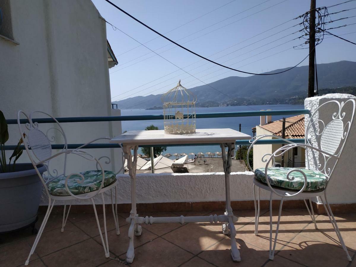 Theodora Rooms Poros Town Bagian luar foto