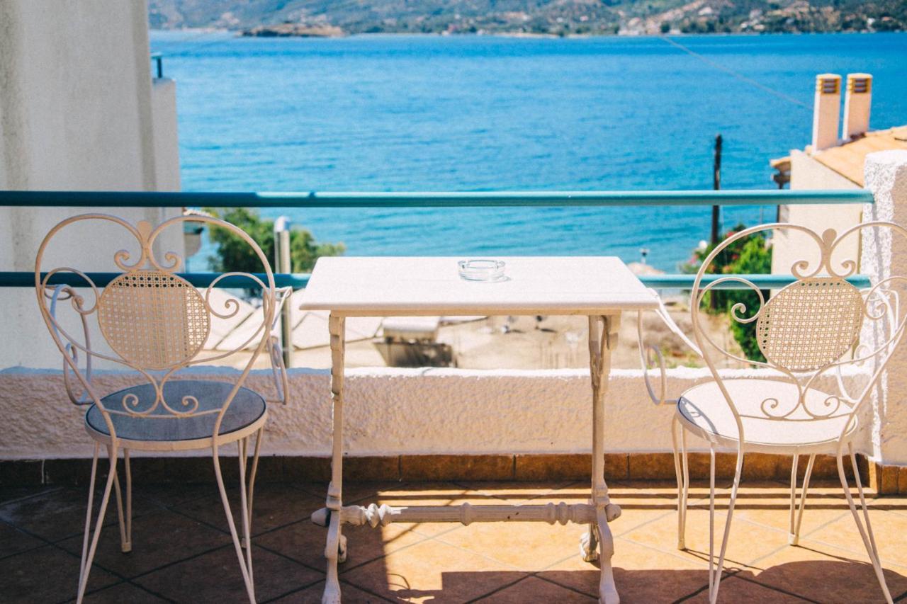 Theodora Rooms Poros Town Bagian luar foto